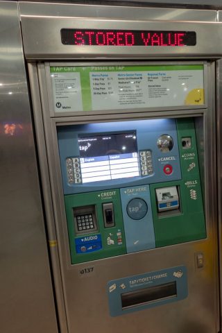 TAPカード販売機