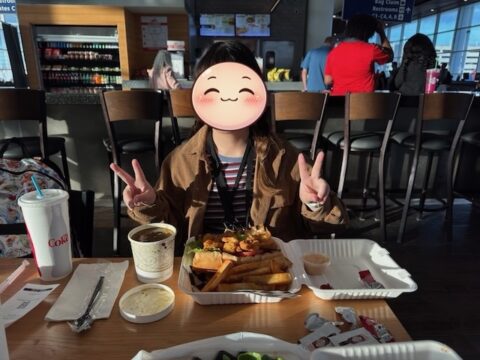 ニューオーリンズの空港内でガンボ