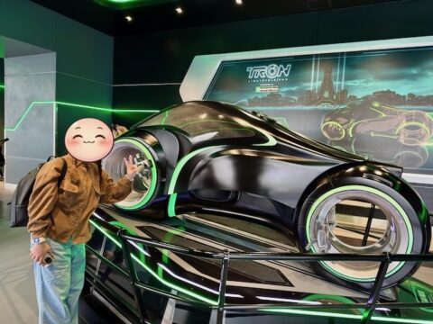 マジックキングダムのトロン